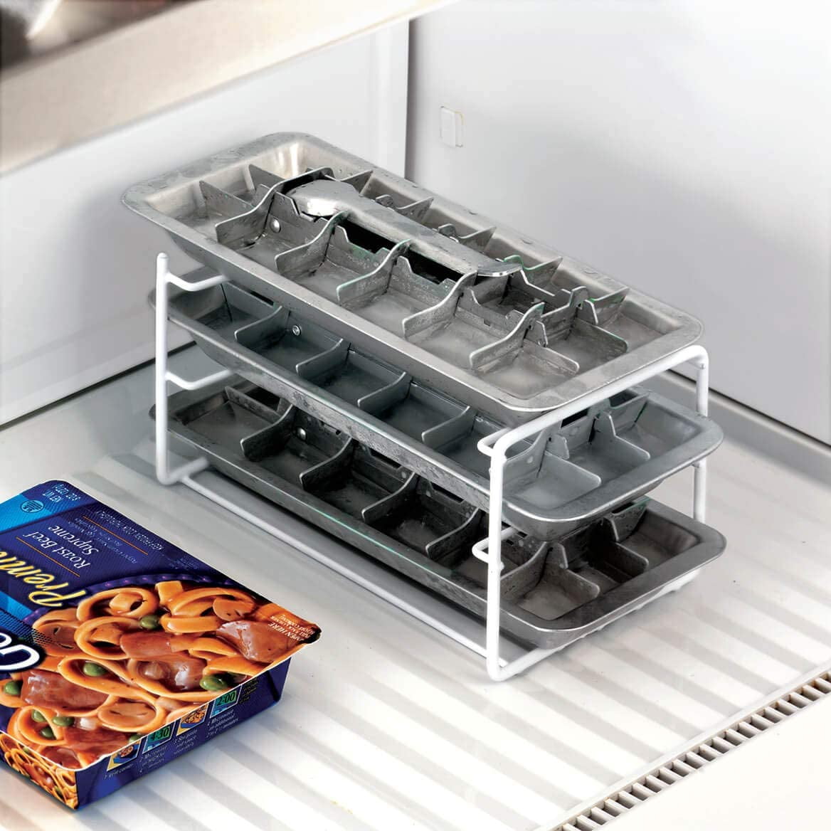 Aluminium Ice Cube Tray with Lever Release, 18 Cubes per Batch - Image 3